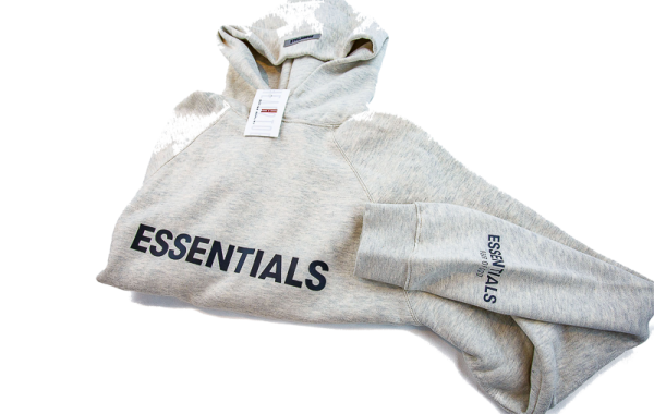 Essential Pullover Hoodie