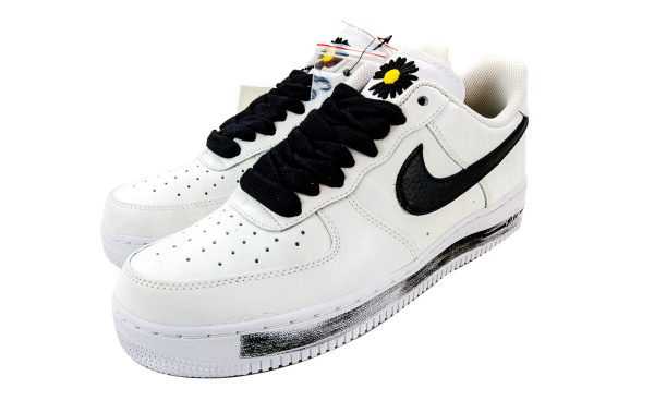 Nike Air Force 1'07/ Paranoise