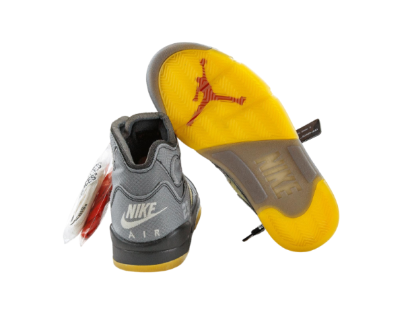 NIKE Air Jordan 5 Retro SP