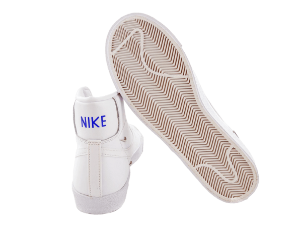 Nike Blazer Mid' 77 SE