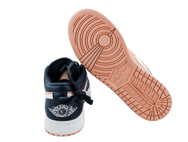 NIKE Air Jordan 1 Low