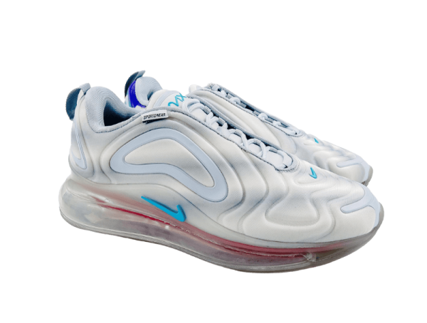 NIKE Air Max 720