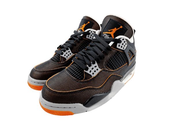 NIKE WMNS Air Jordan 4 Retro SE