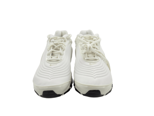 NIKE Air Max Deluxe SE
