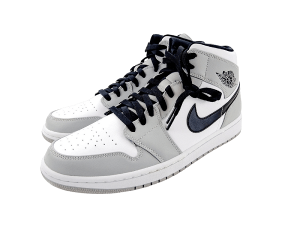NIKE Air Jordan 1 Mid